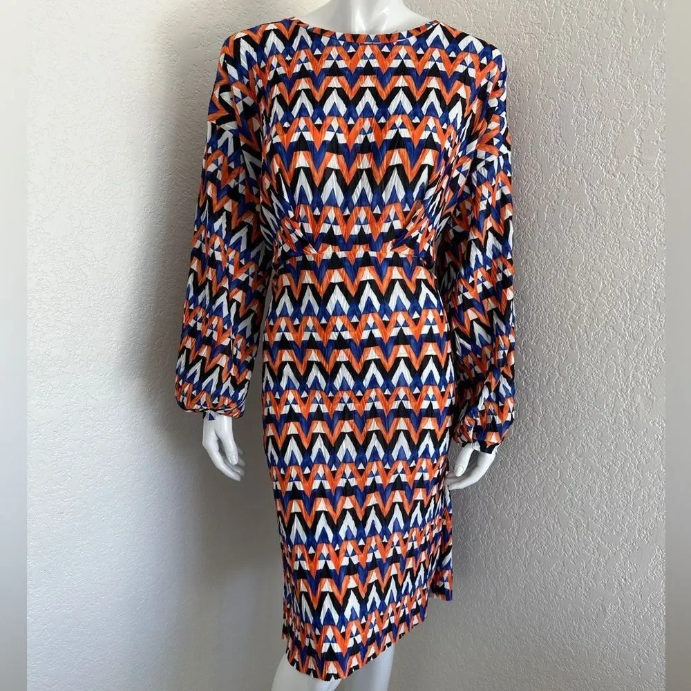 ZARA Dress Pleated Geometric Print Size M • BLOGGER FAVORITE • NEW WITH TAGS •
